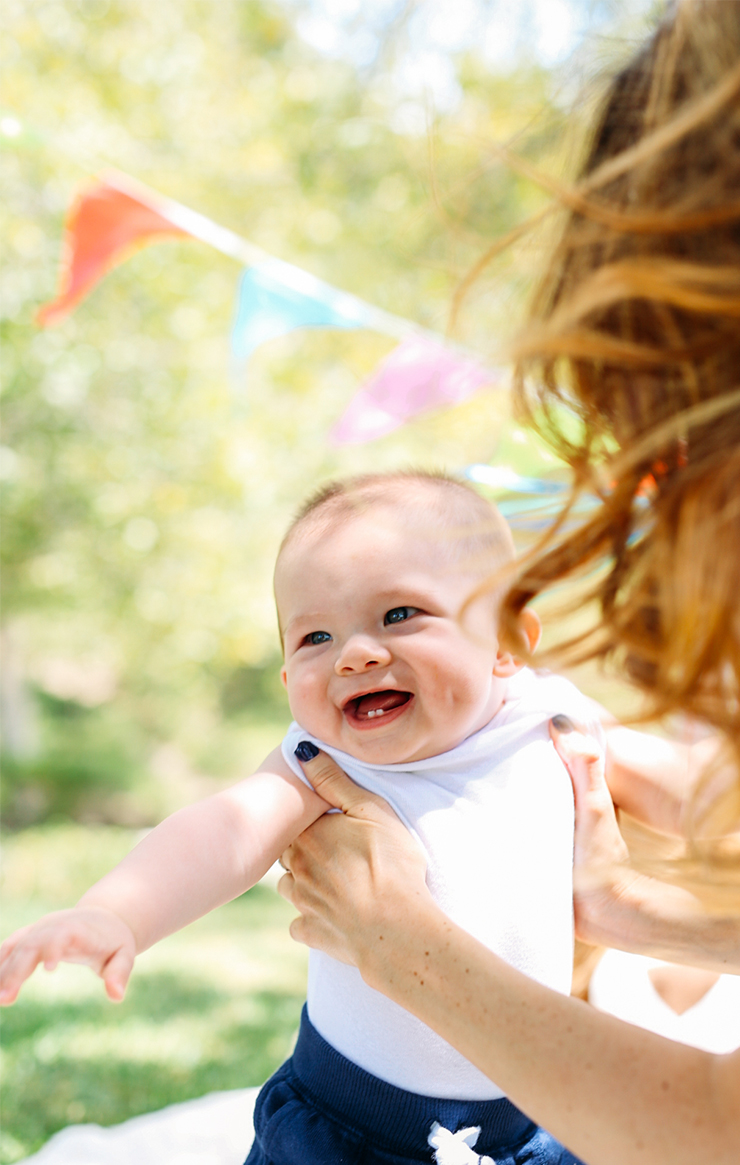 Baby photography, 6 month photos, mom and baby, cute ideas for month photos